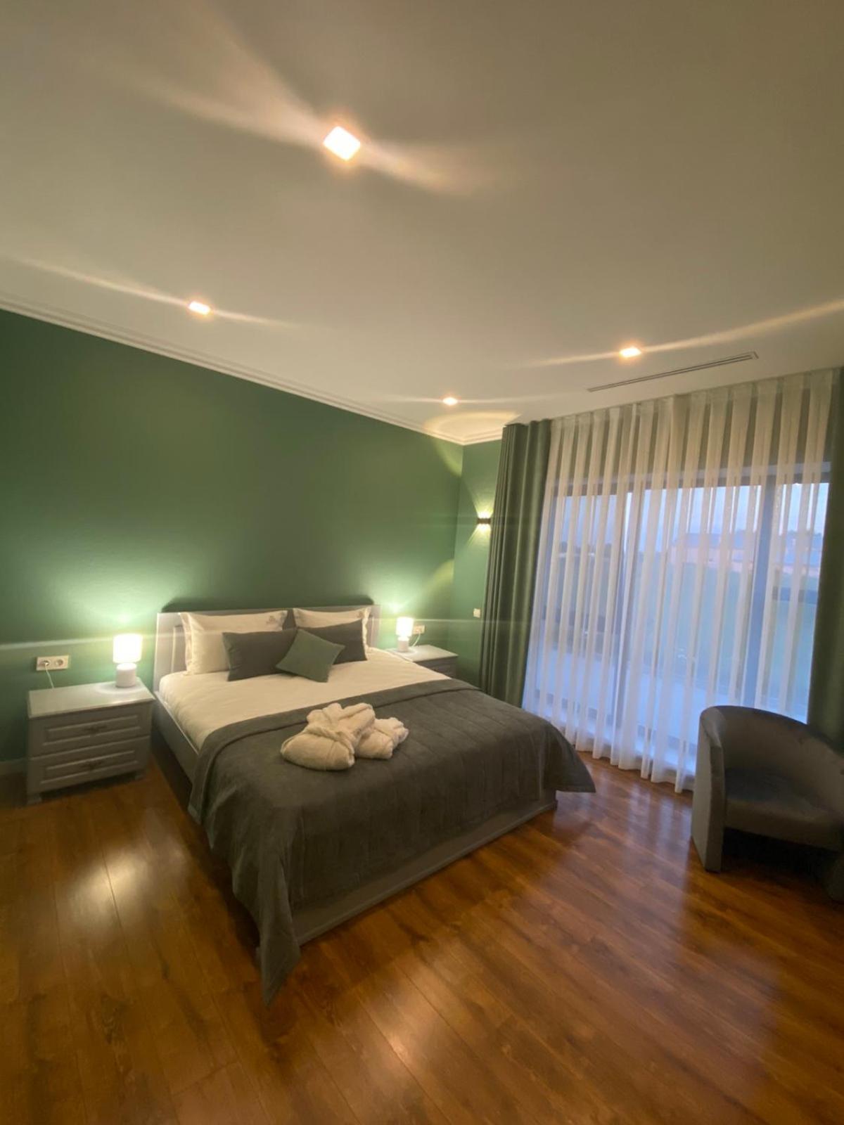 Royal Rest Appartement Bilokrynychchya Buitenkant foto